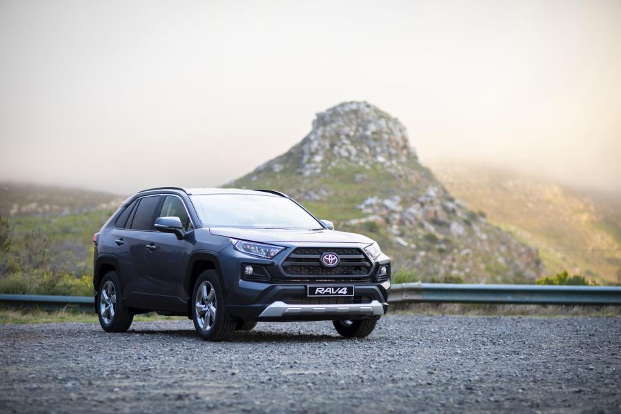 Toyota RAV4 GX-R AWD 2019 года  (ZA) (фото 3 из 22)